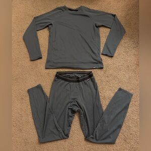 patagonia capilene midweight baselayer matching set long sleeve legging ski snow